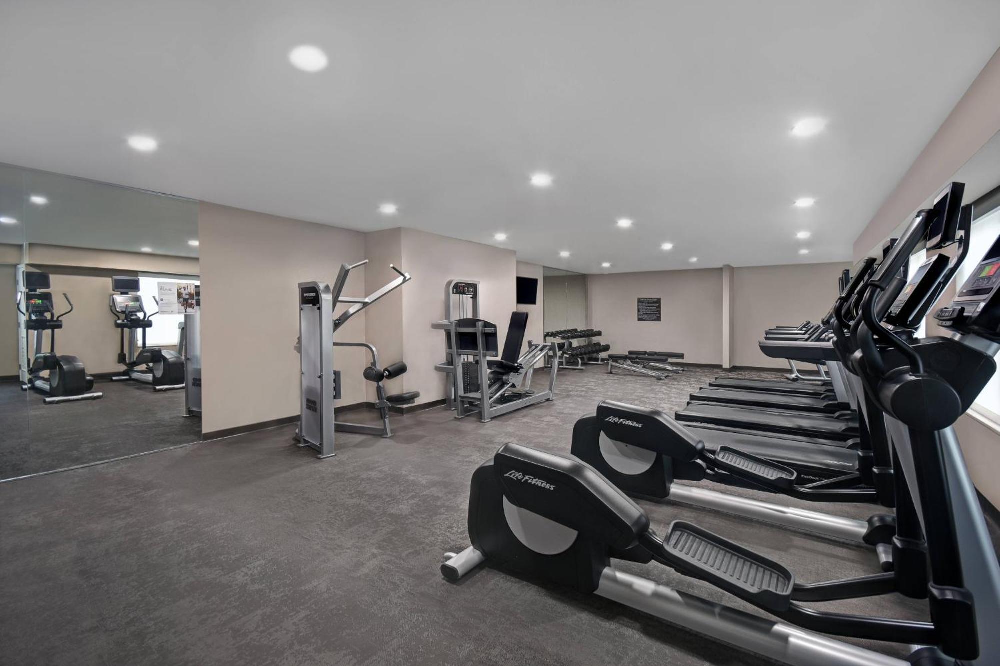 Residence Inn Louisville Airport Bagian luar foto