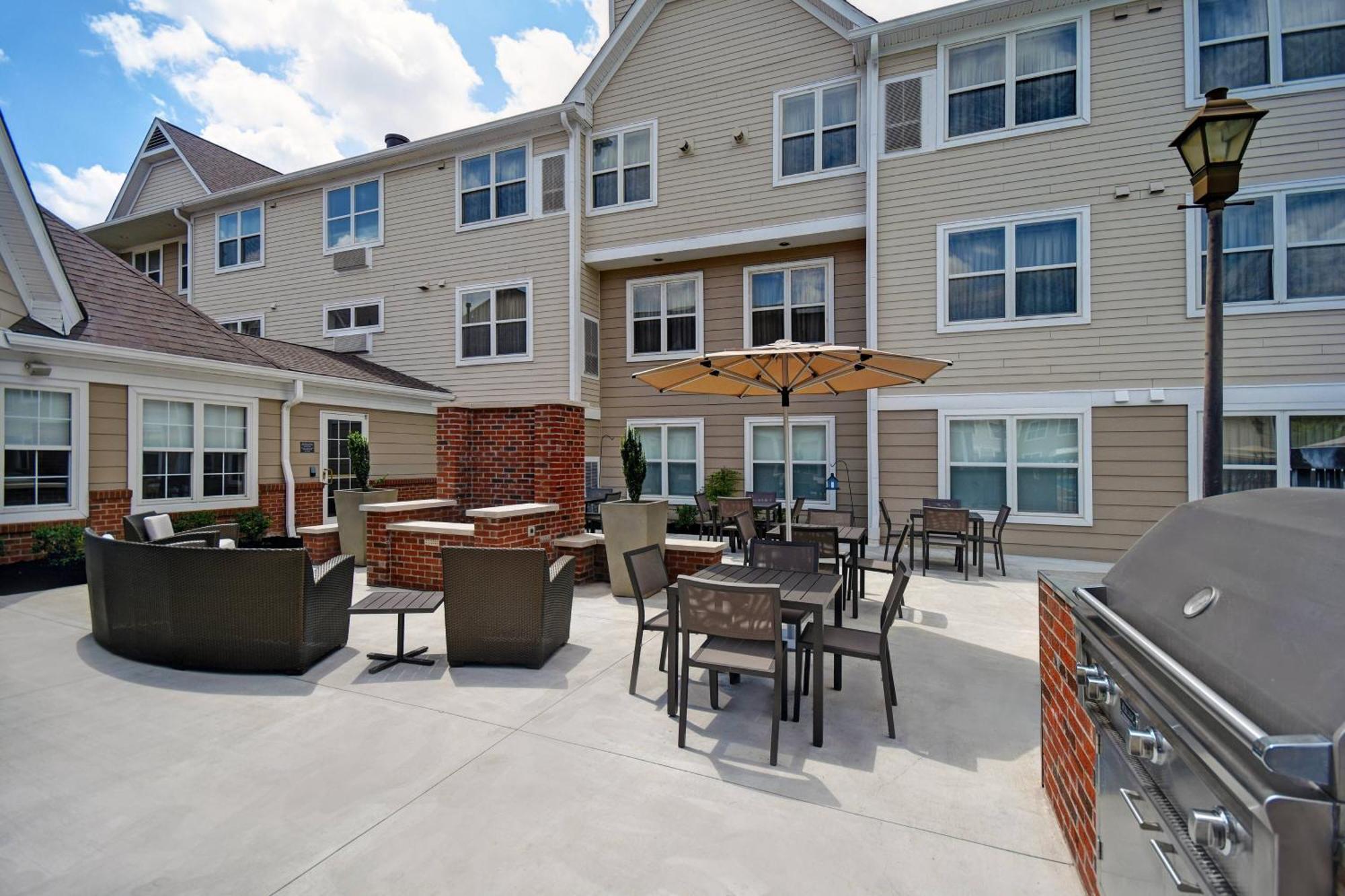 Residence Inn Louisville Airport Bagian luar foto