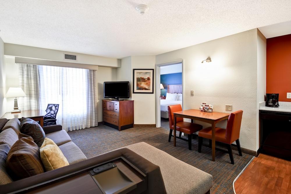 Residence Inn Louisville Airport Bagian luar foto